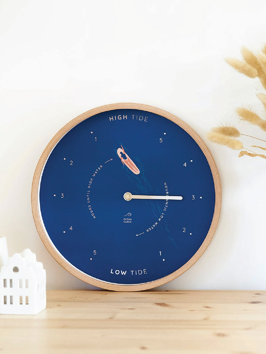  NAVY ラジオルームクロック 置時計 10 in. Navy Silent Non-Ticking Modern Wall Clock YA222L - The Home