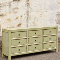 Kapana Bay Chest