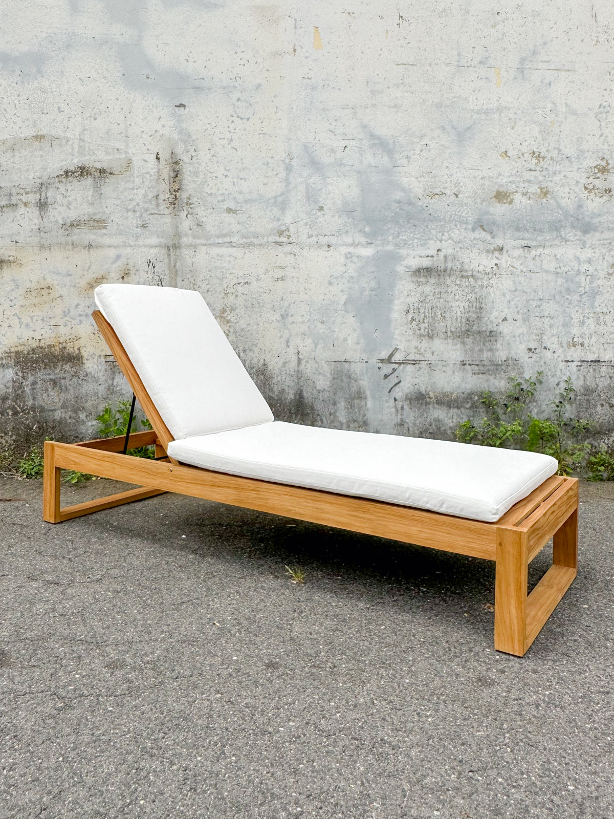 Ana Outdoor Sun Lounger