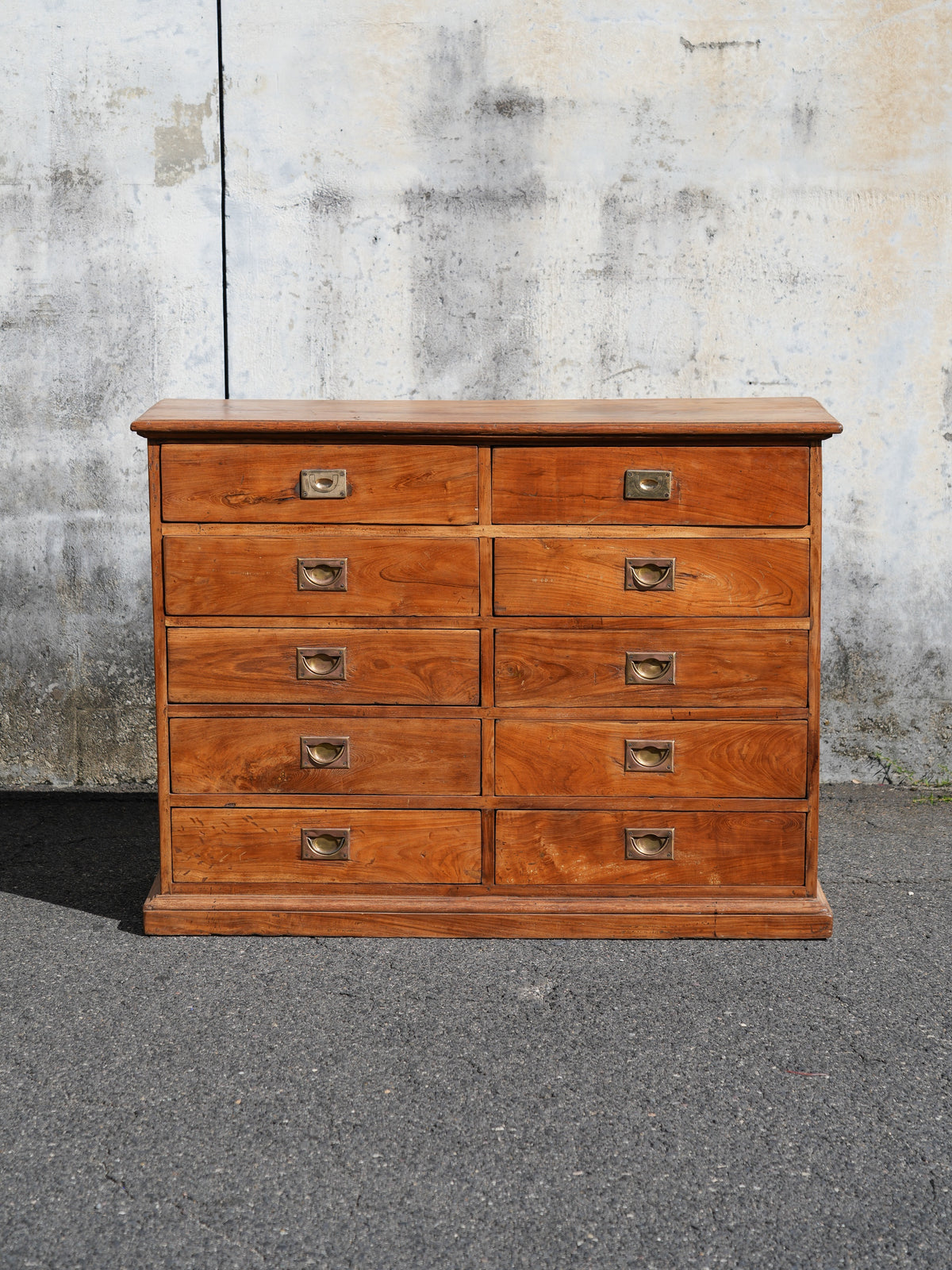 10 Drawer Chest