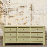 Kapana Bay Chest