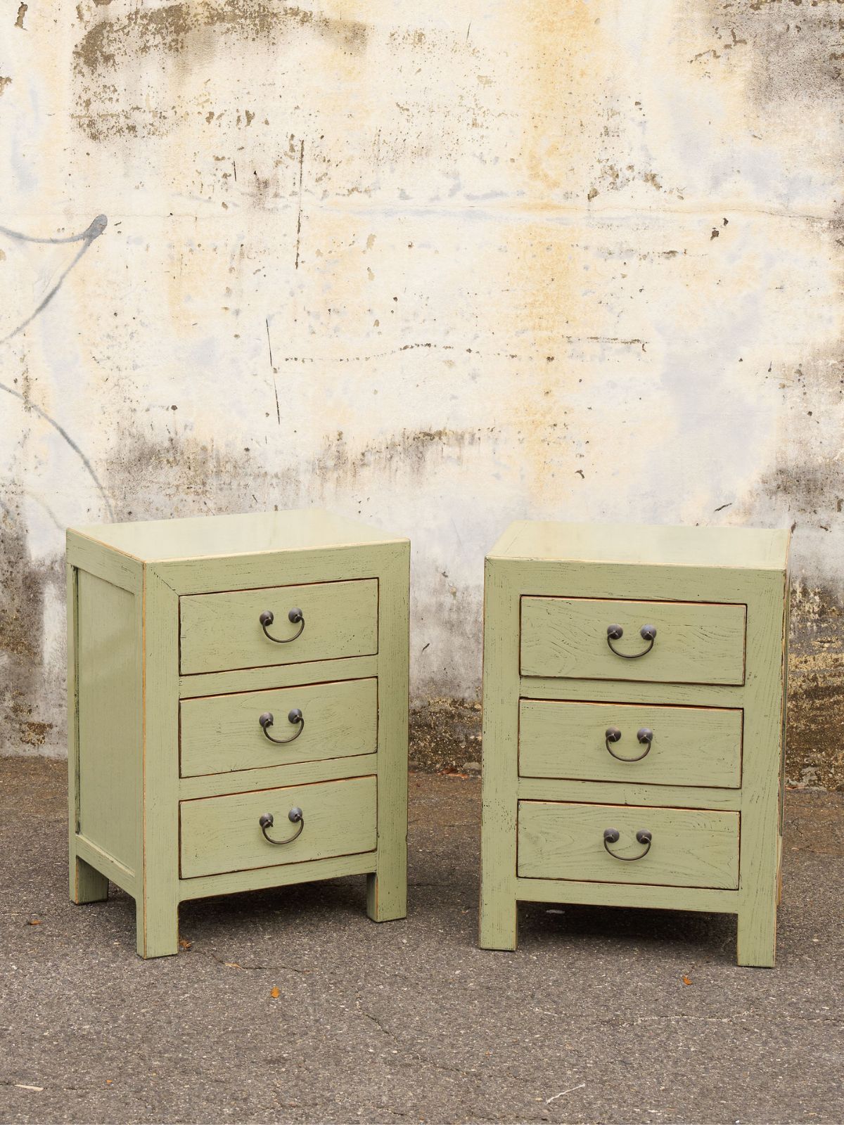 Mahiki Point Nightstand