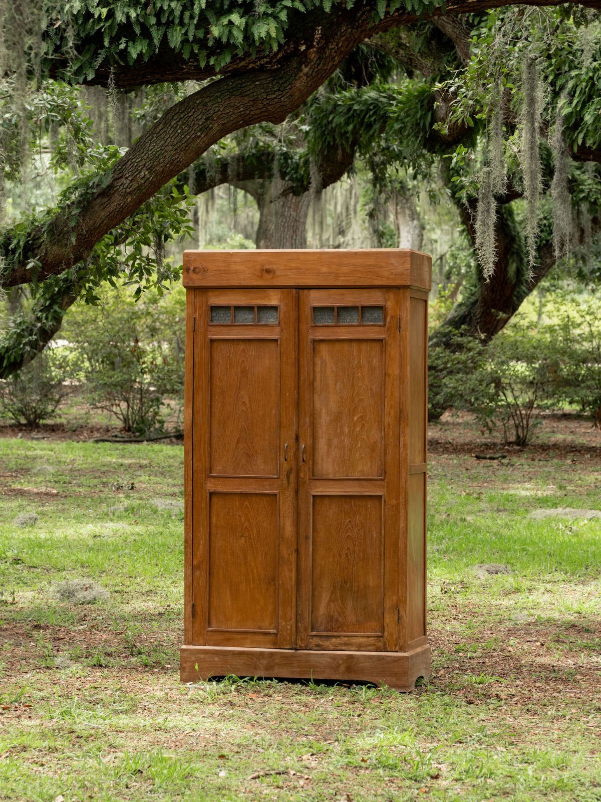 Javanese Cabinet