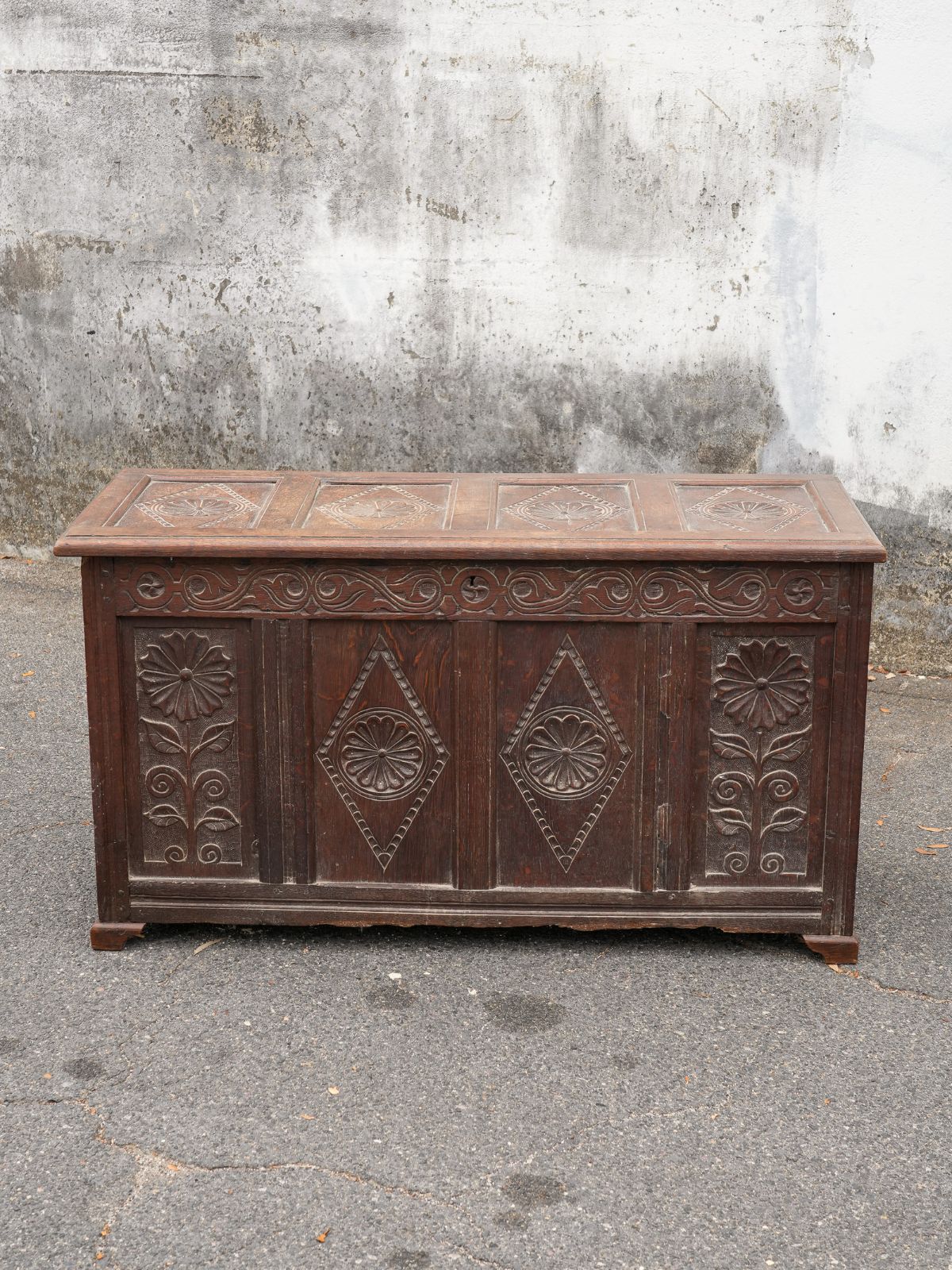 Georgian Carved Coffer Trunk