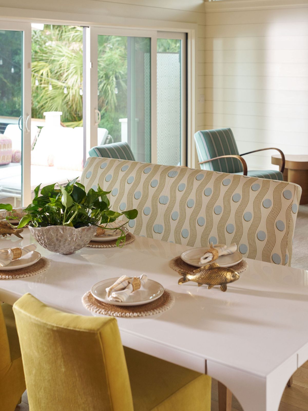 Finch Dining Banquette, Juggle Cream