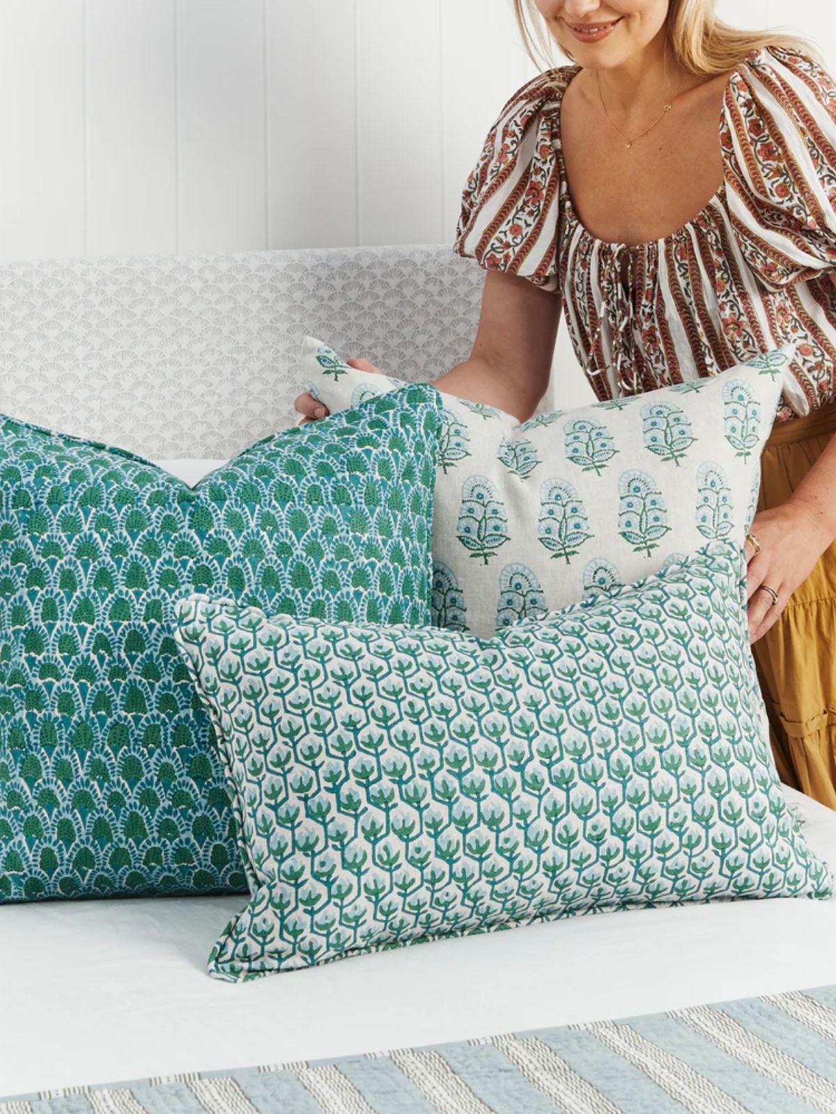 Zardosi Emerald Pillow