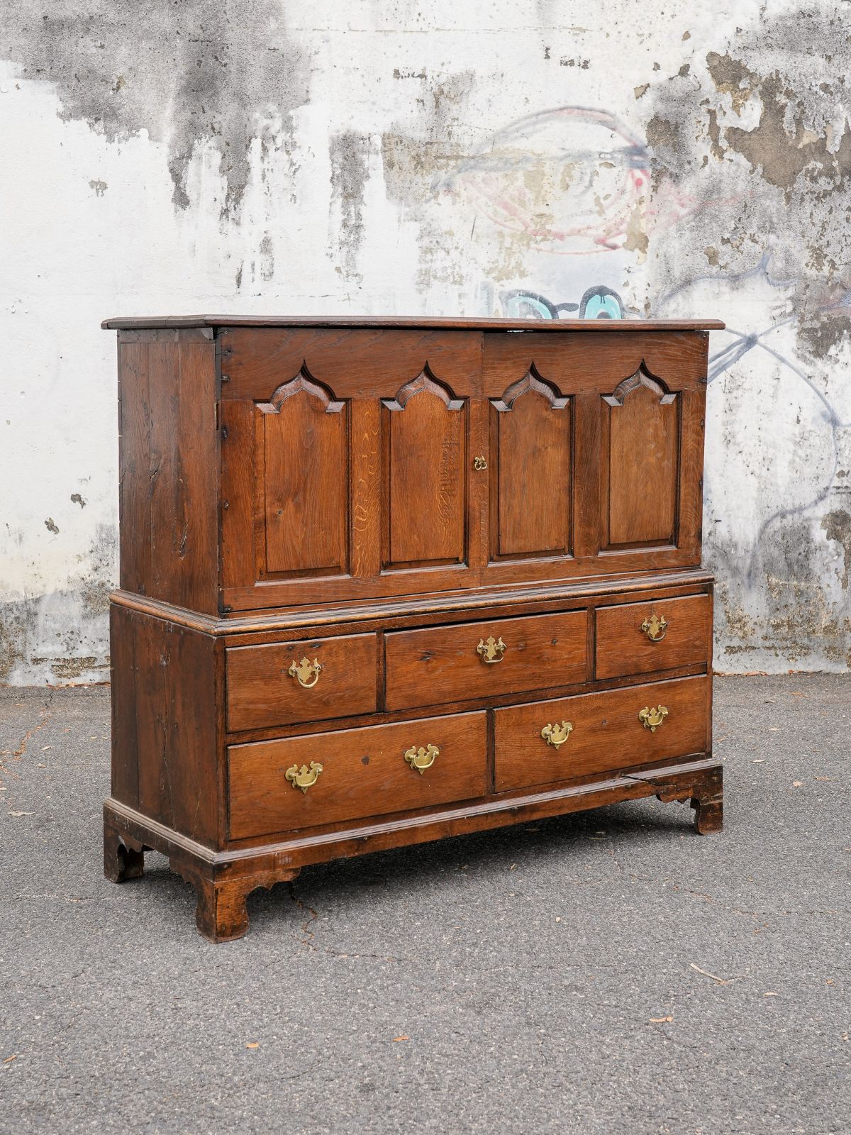 Georgian Mule Chest