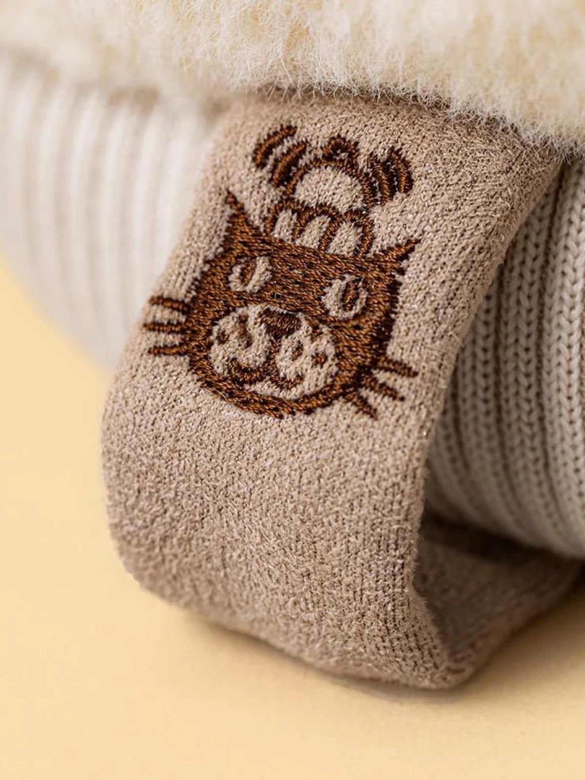 Amuseables Fitswell Mitten