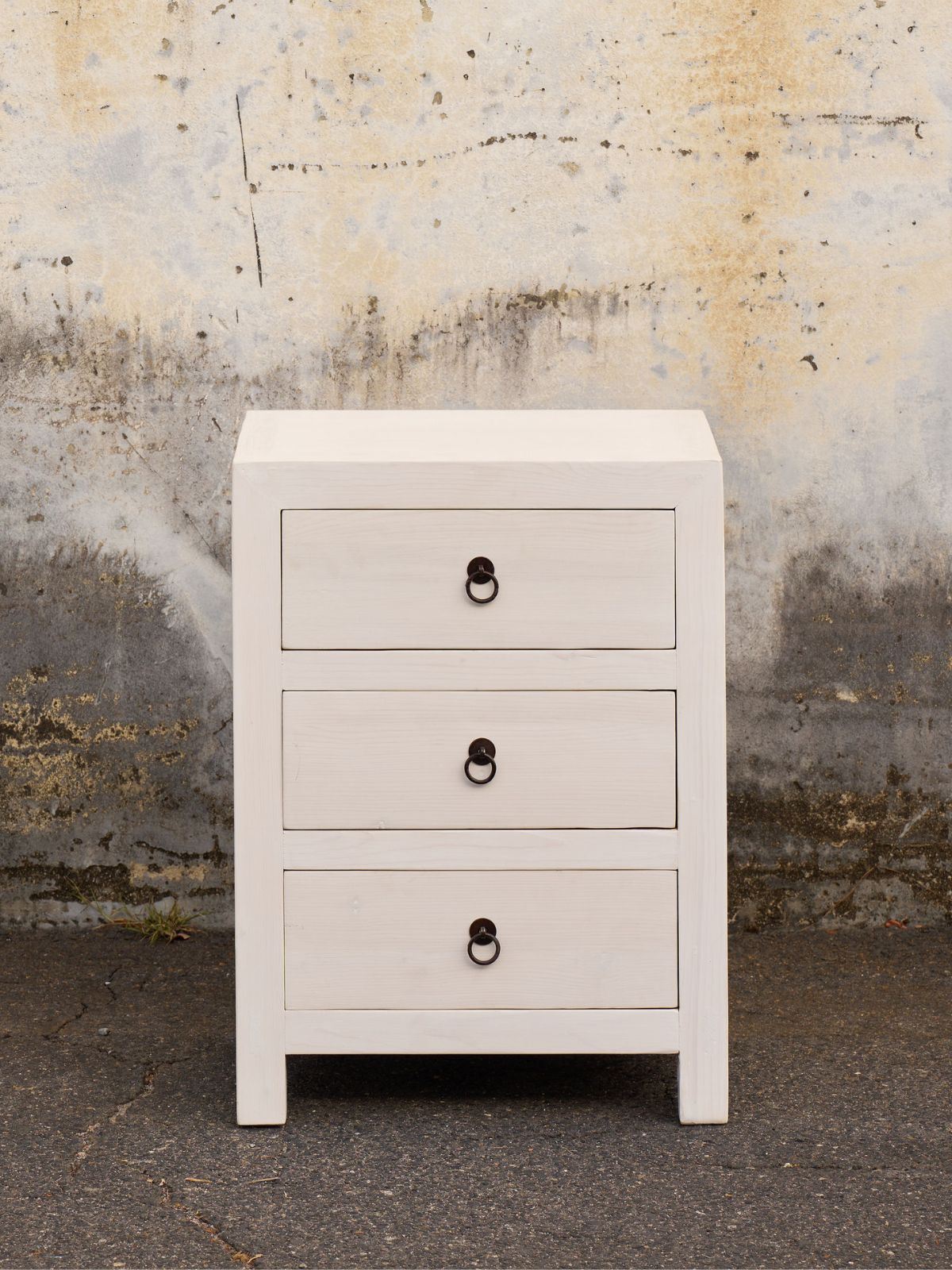 Mahiki Point Nightstand