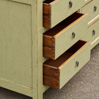 Kapana Bay Chest