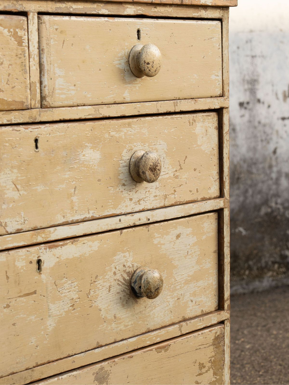 Victorian Chest of Drawers