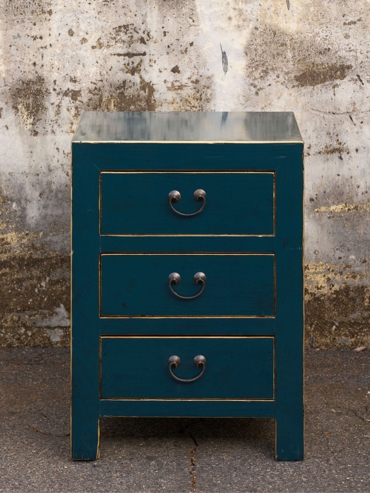 Mahiki Point Nightstand