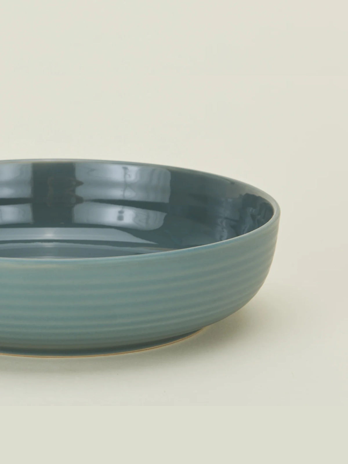 Peacock Essential Low Bowl