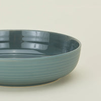 Peacock Essential Low Bowl