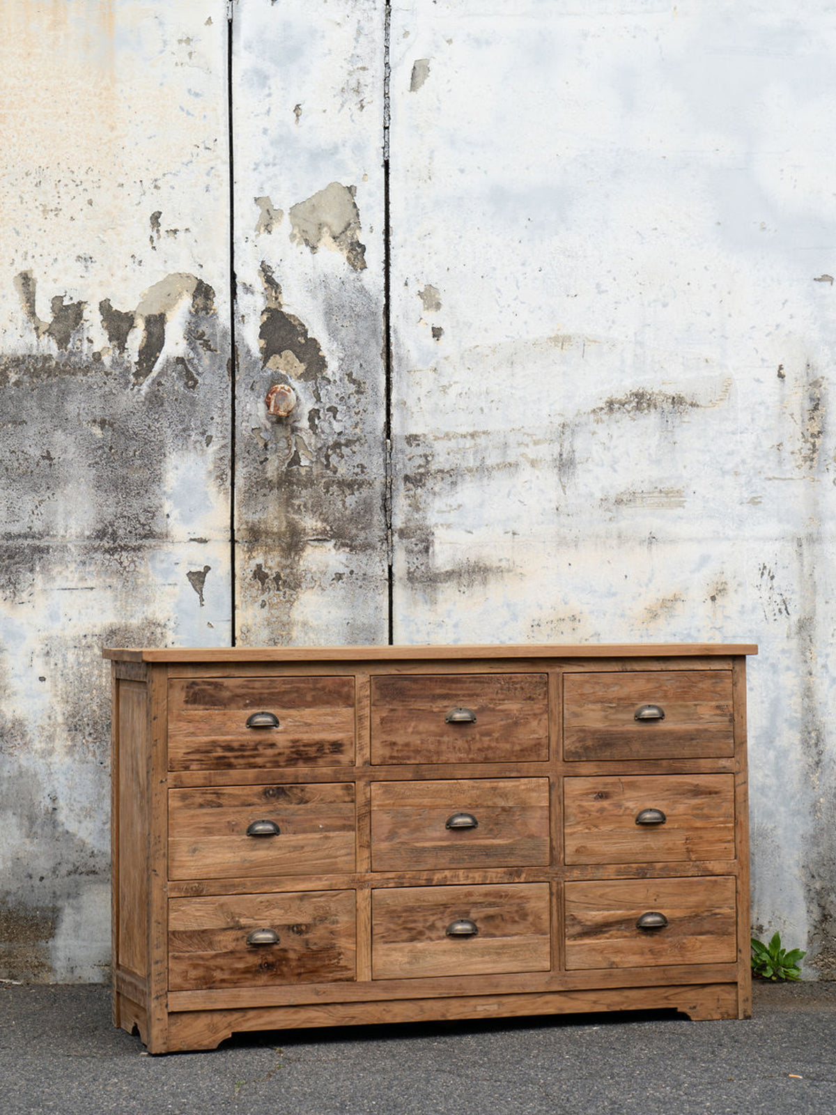 Rustic 9 Drawer Dresser