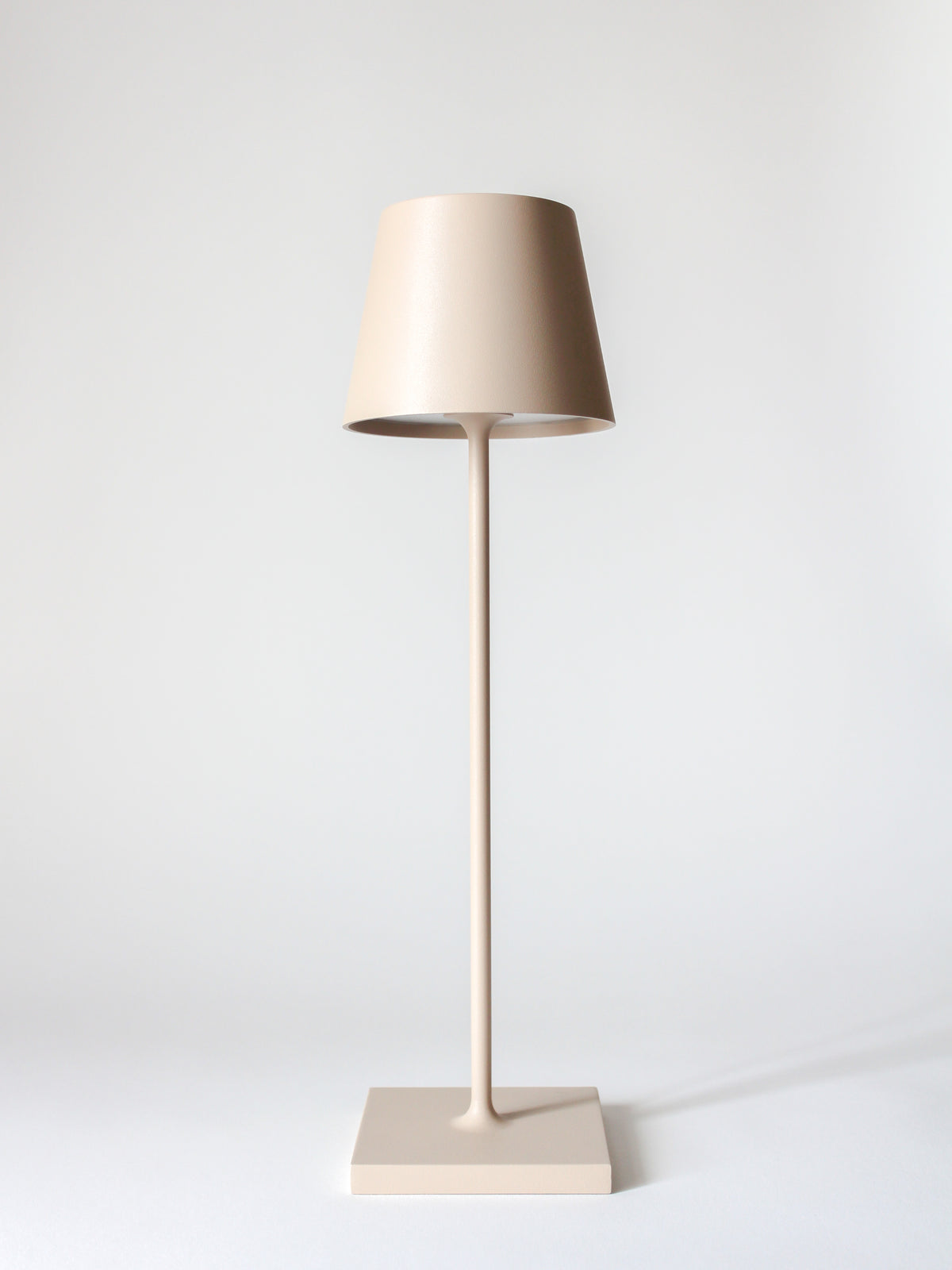 Cordless Table Lamp